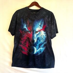 The Mountain Wolf T-Shirt Smokey Moon Unisex Size Large Outdoors Y2K Celestial